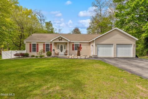 46 Esther Street Schenectady NY 12303