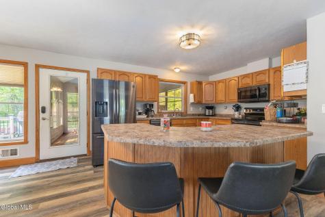46 Esther Street Schenectady NY 12303