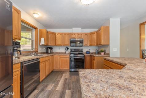 46 Esther Street Schenectady NY 12303
