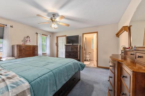 46 Esther Street Schenectady NY 12303