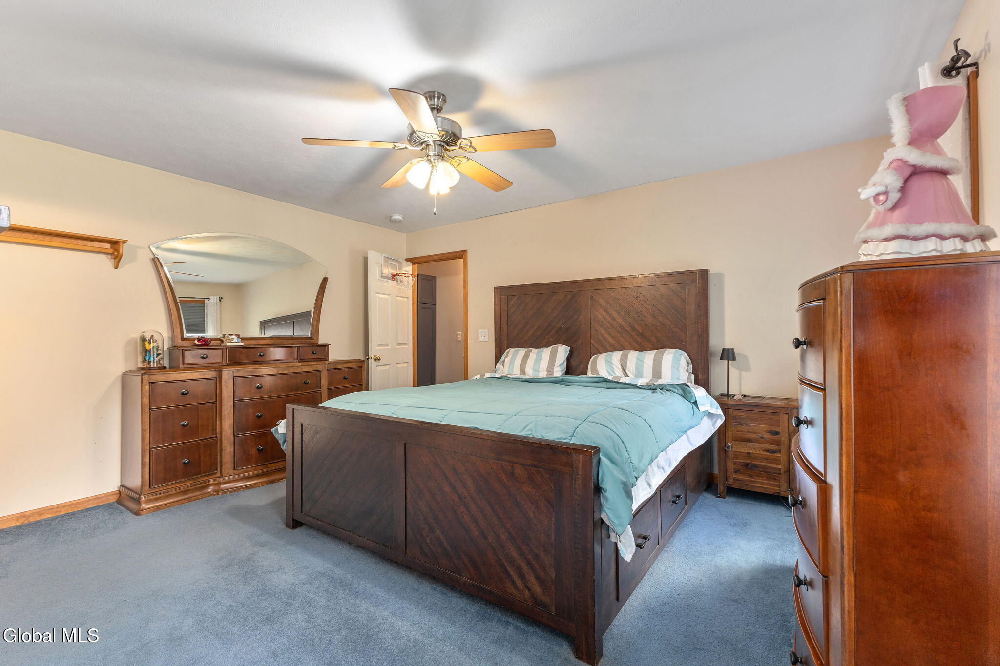46 Esther Street Schenectady NY 12303