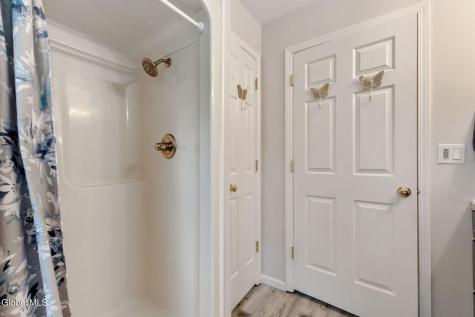 46 Esther Street Schenectady NY 12303