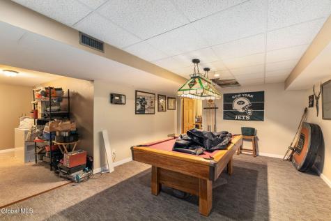 46 Esther Street Schenectady NY 12303