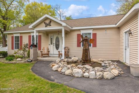 46 Esther Street Schenectady NY 12303