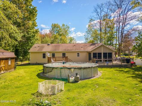 46 Esther Street Schenectady NY 12303