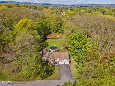 46 Esther Street Schenectady NY 12303