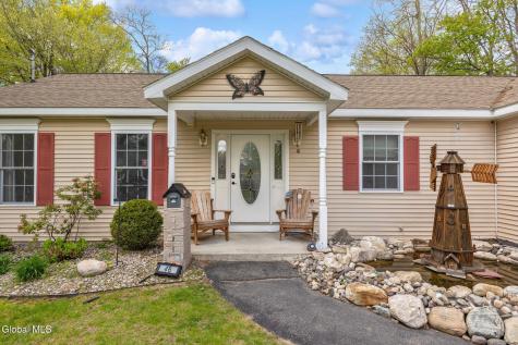 46 Esther Street Schenectady NY 12303