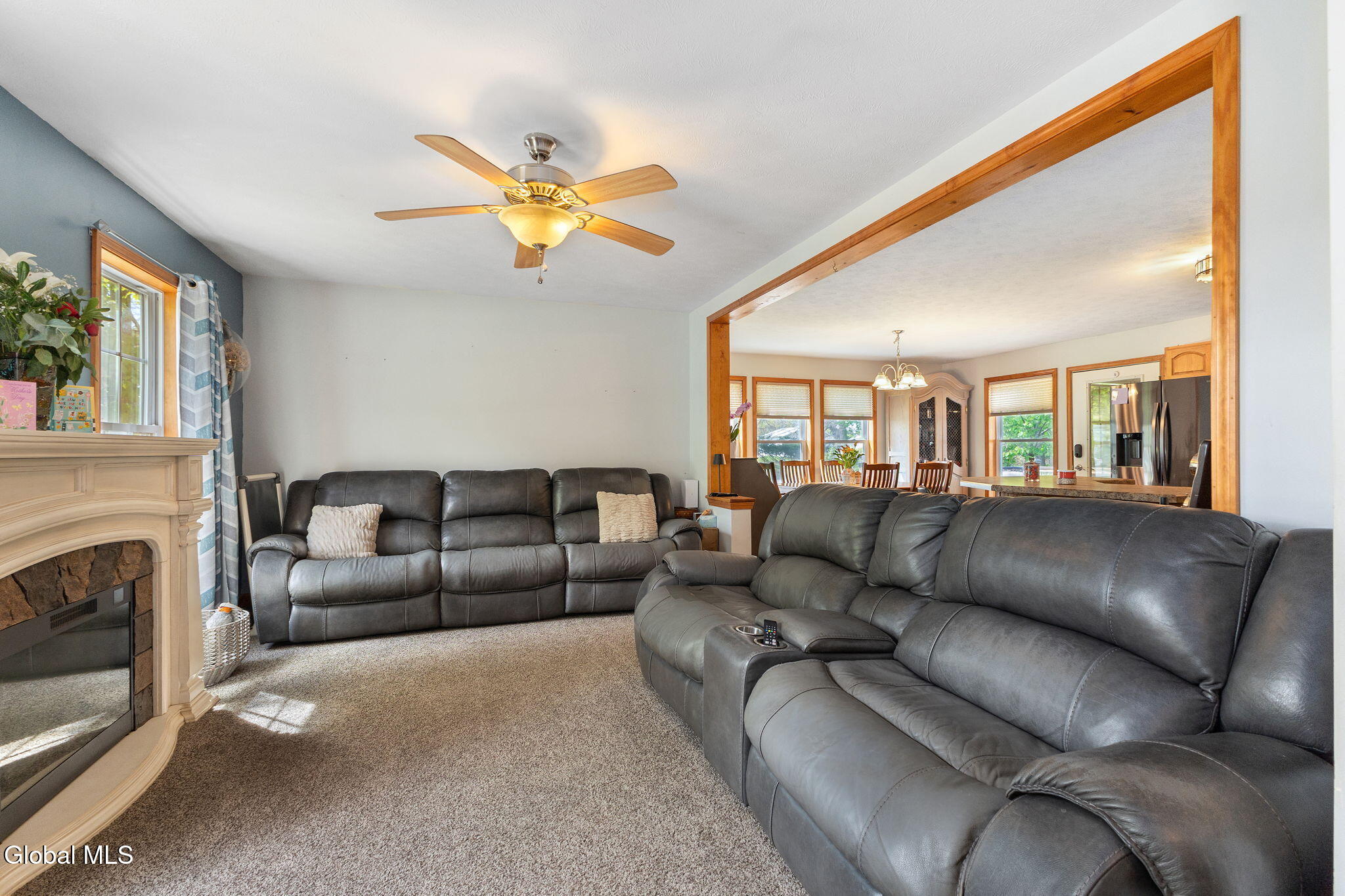 46 Esther Street Schenectady NY 12303