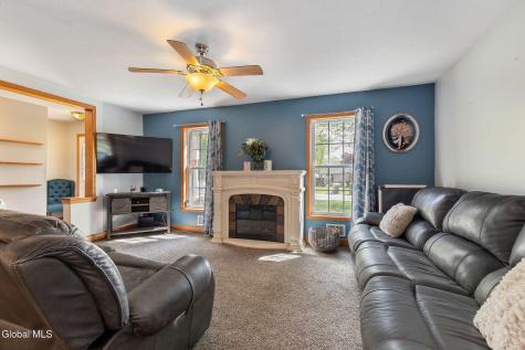 46 Esther Street Schenectady NY 12303