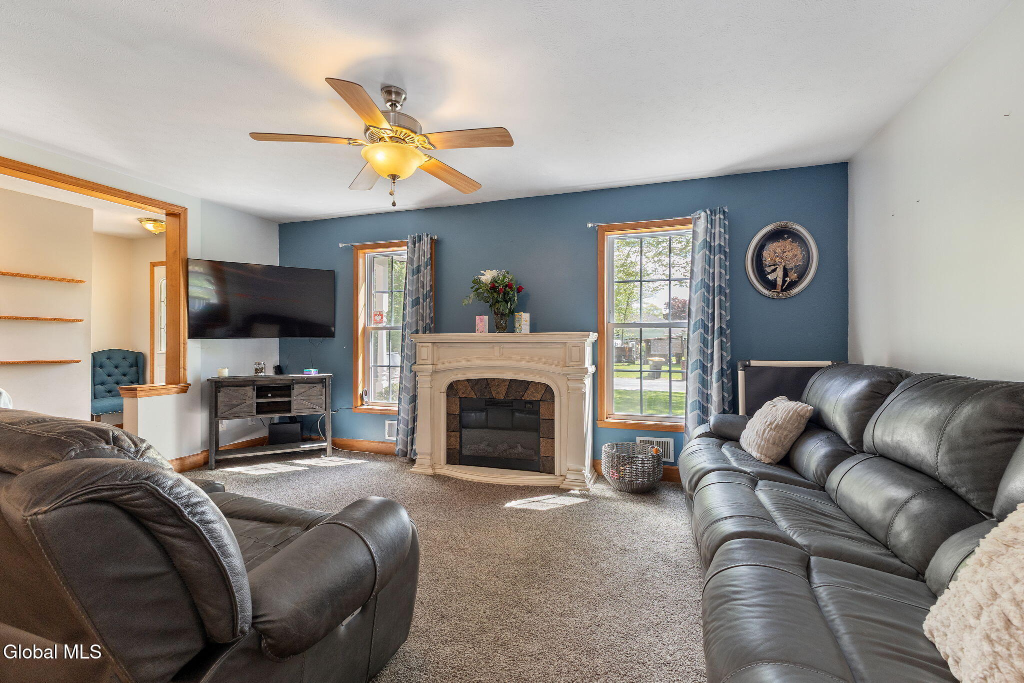 46 Esther Street Schenectady NY 12303