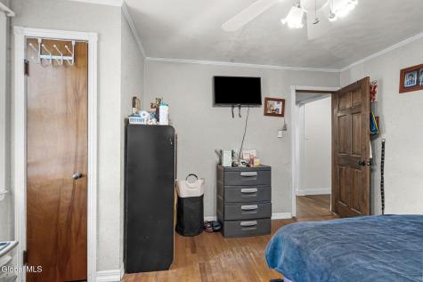 32 Hanes Street Guilderland NY 12203