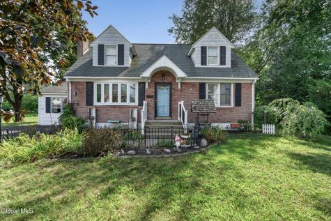 32 Hanes Street Guilderland NY 12203