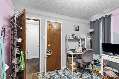 32 Hanes Street Guilderland NY 12203