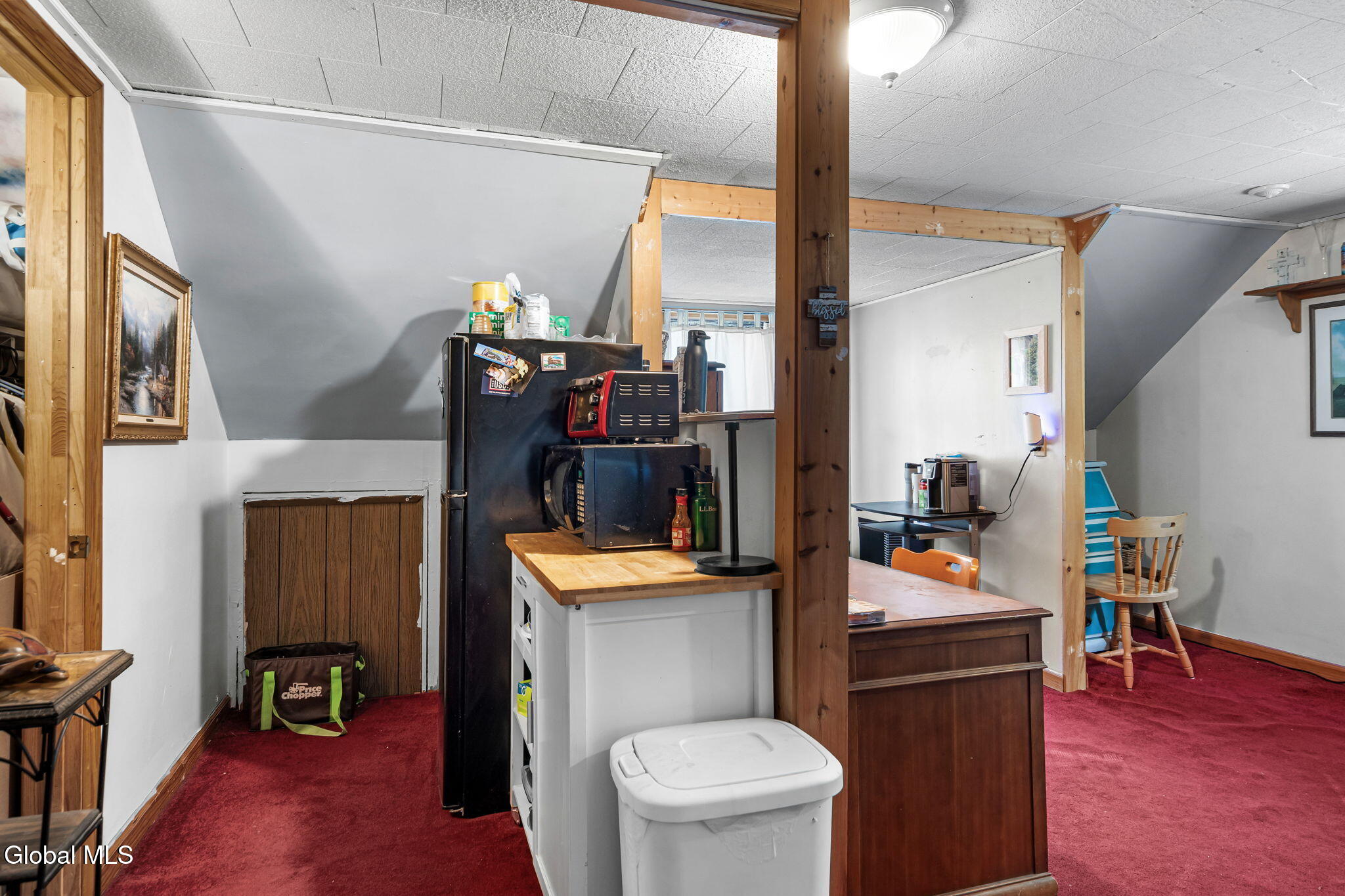 32 Hanes Street Guilderland NY 12203