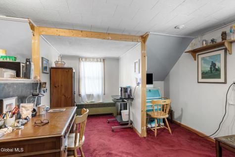 32 Hanes Street Guilderland NY 12203