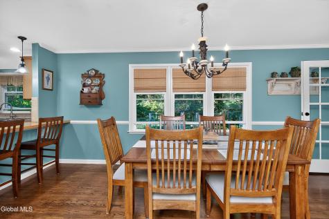 2 Avon Road Delmar NY 12054