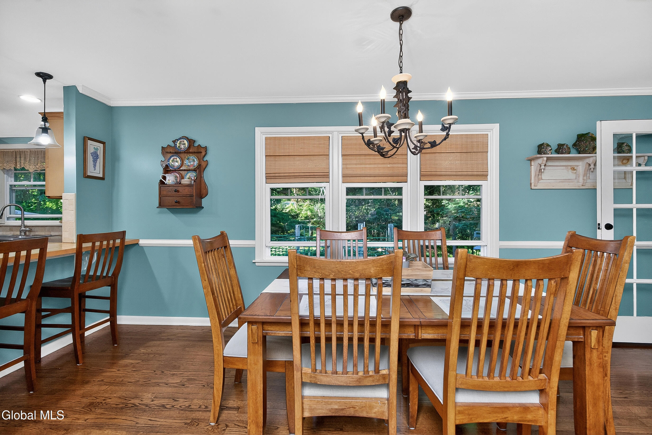 2 Avon Road Delmar NY 12054