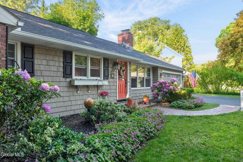 2 Avon Road Delmar NY 12054