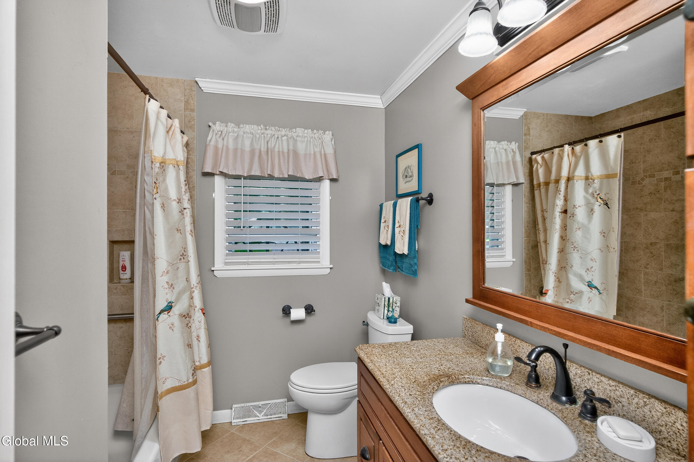 2 Avon Road Delmar NY 12054