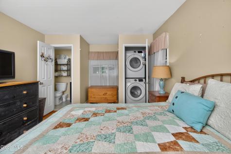 2 Avon Road Delmar NY 12054