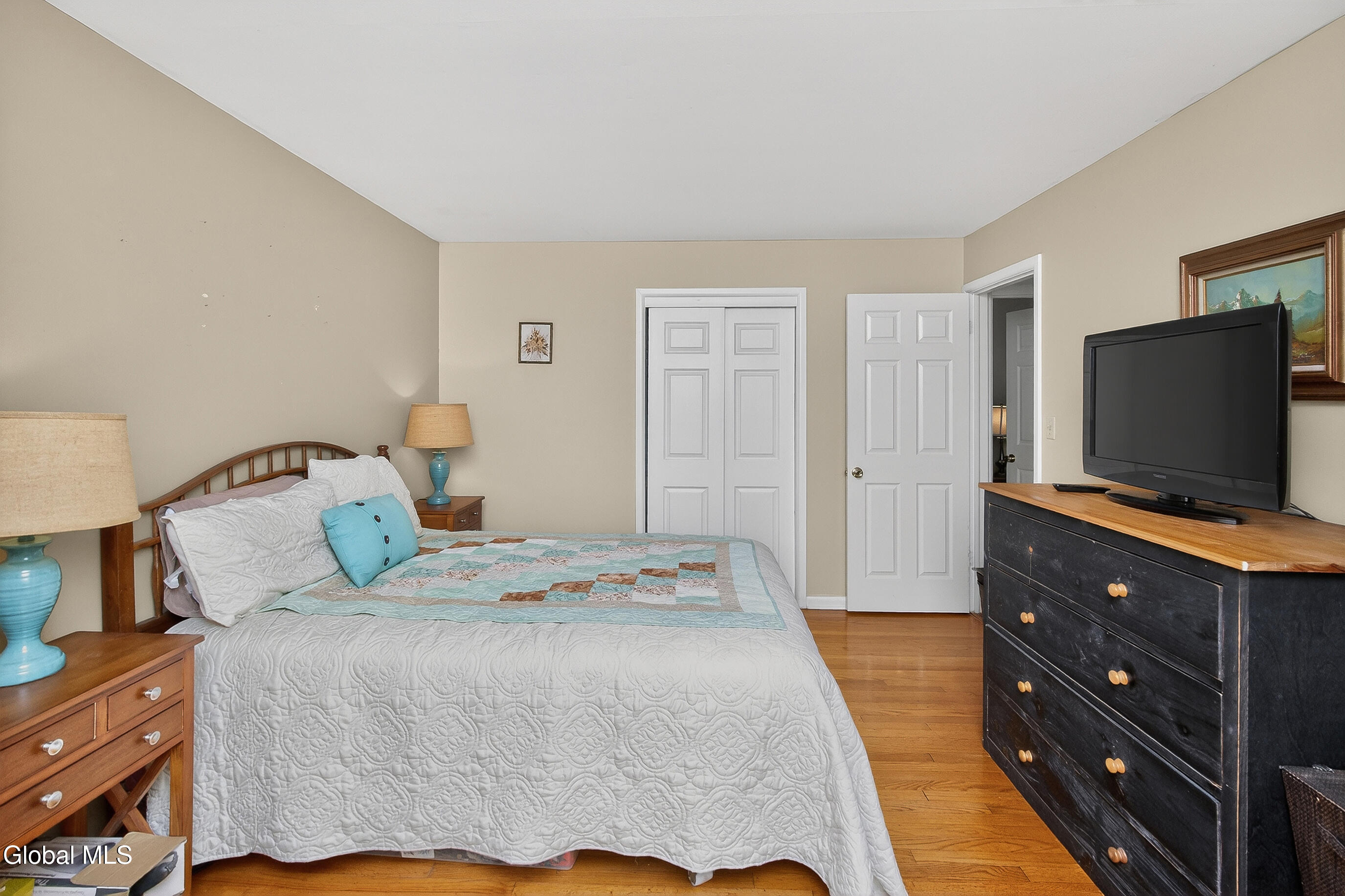 2 Avon Road Delmar NY 12054