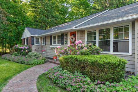 2 Avon Road Delmar NY 12054