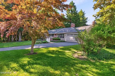 2 Avon Road Delmar NY 12054