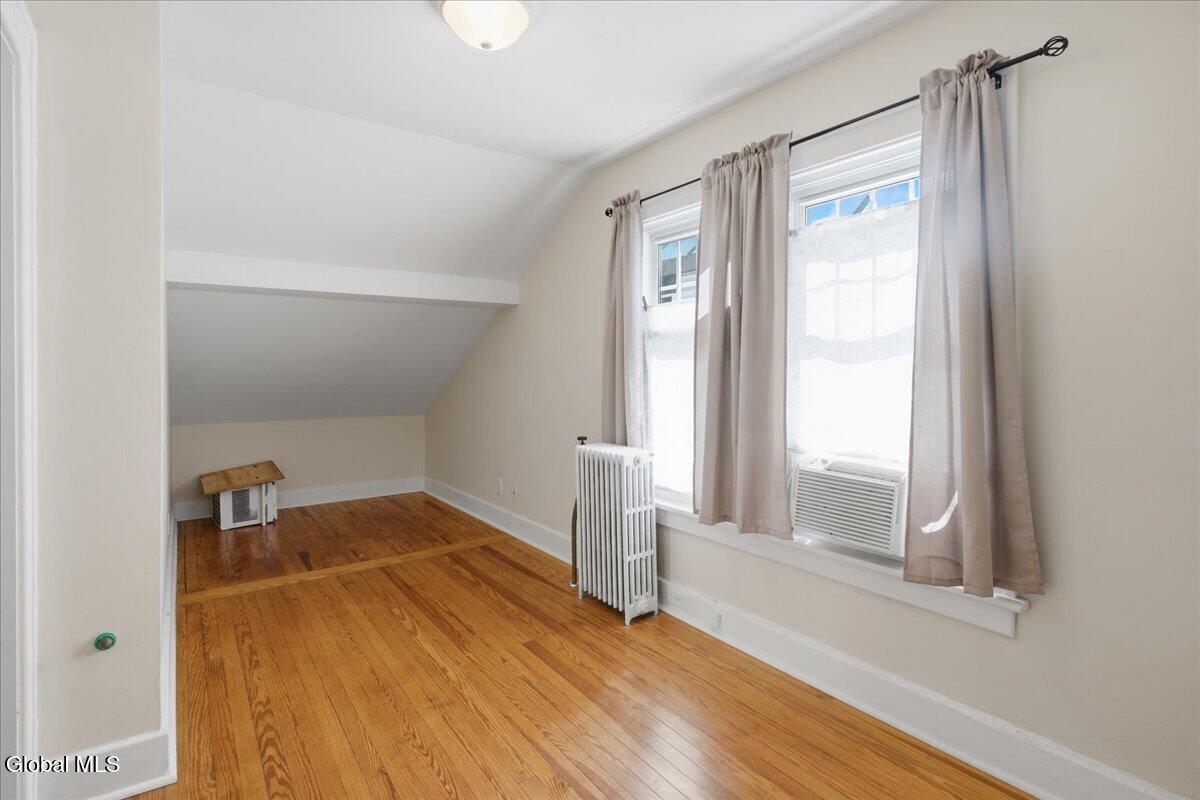 156 Elmer Avenue Schenectady NY 12308