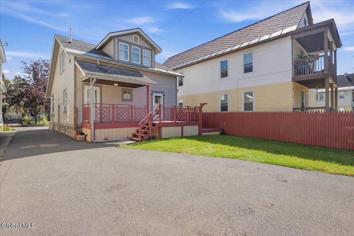156 Elmer Avenue Schenectady NY 12308