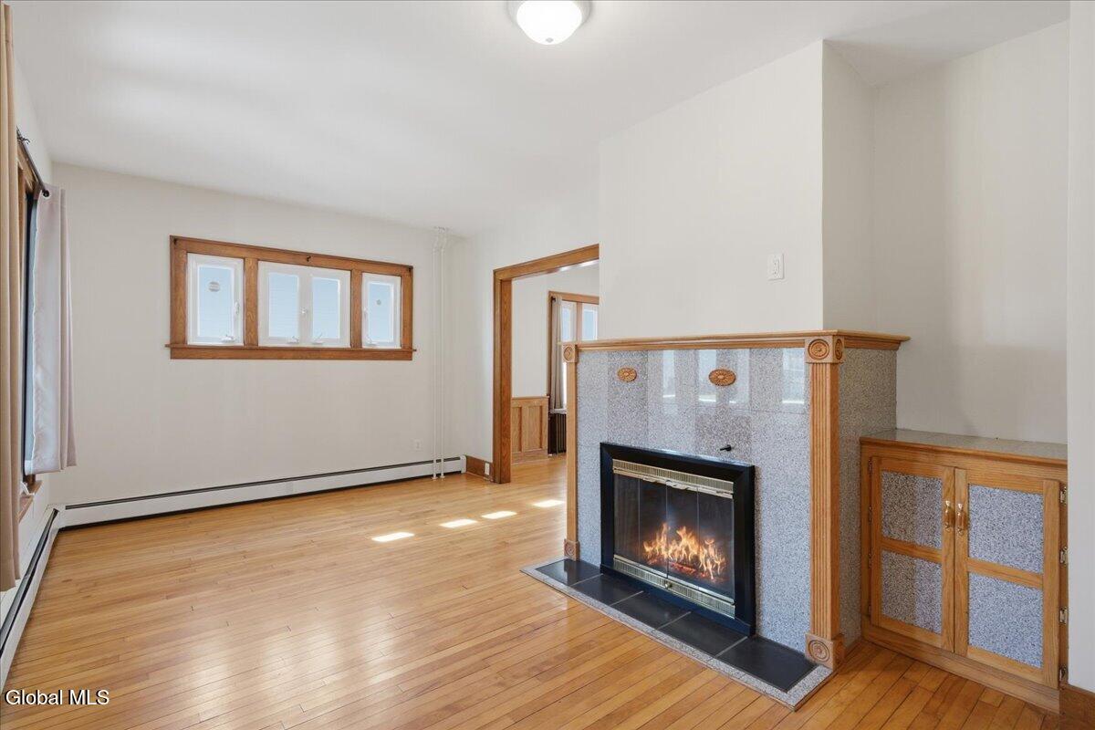 156 Elmer Avenue Schenectady NY 12308