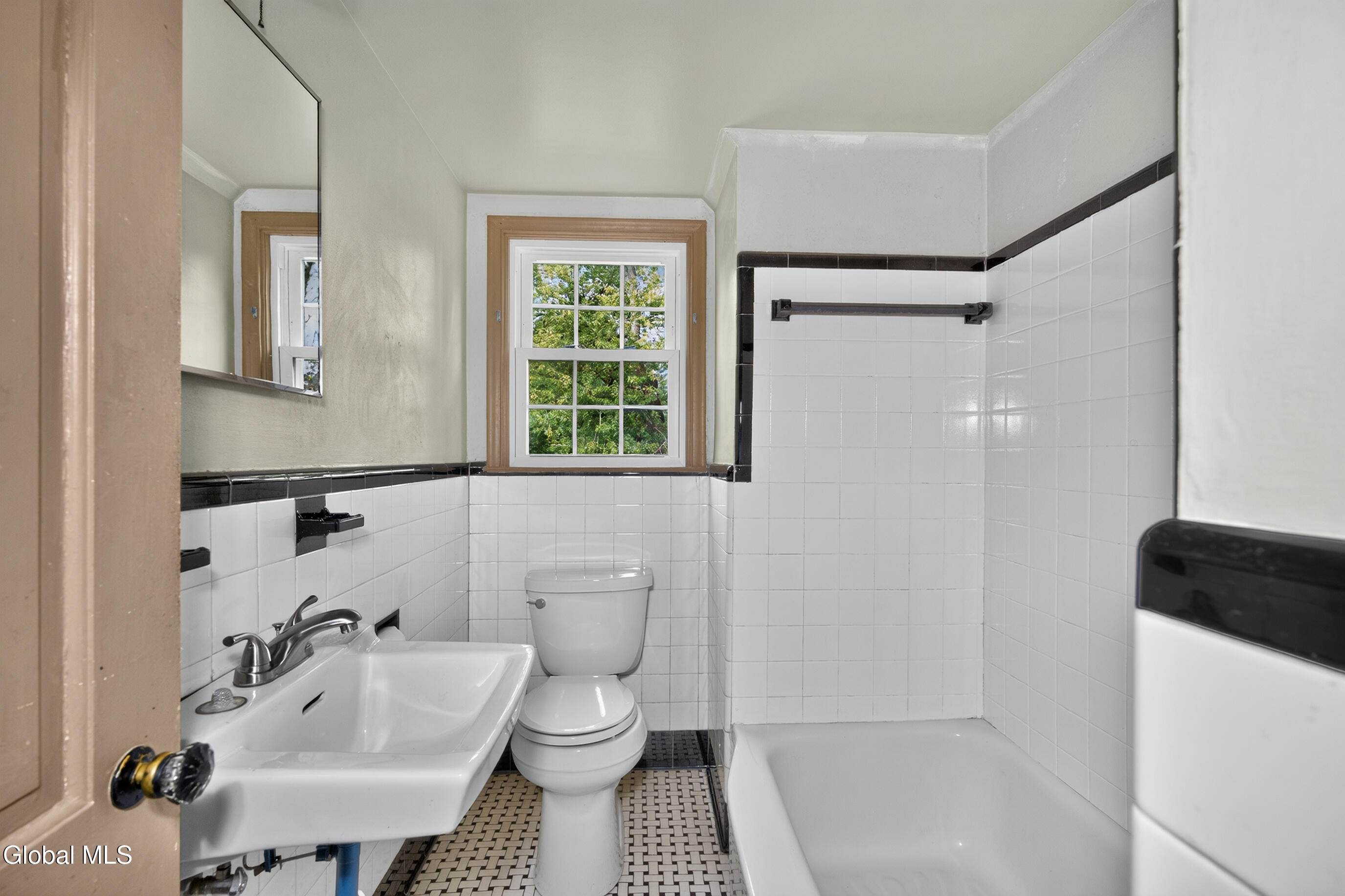 51 Nathaniel Boulevard Delmar NY 12054