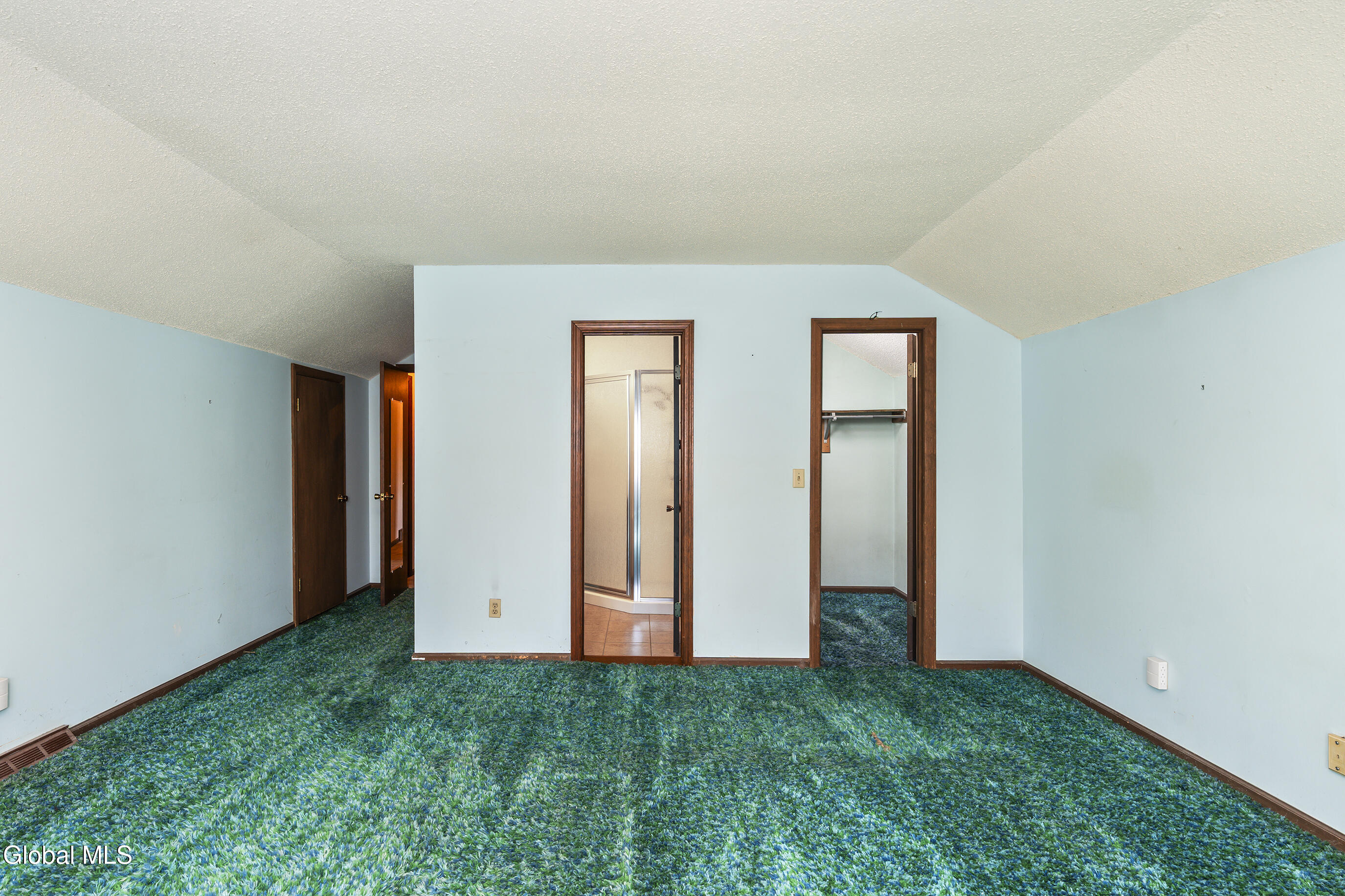 1910 Evva Drive Guilderland NY 12303