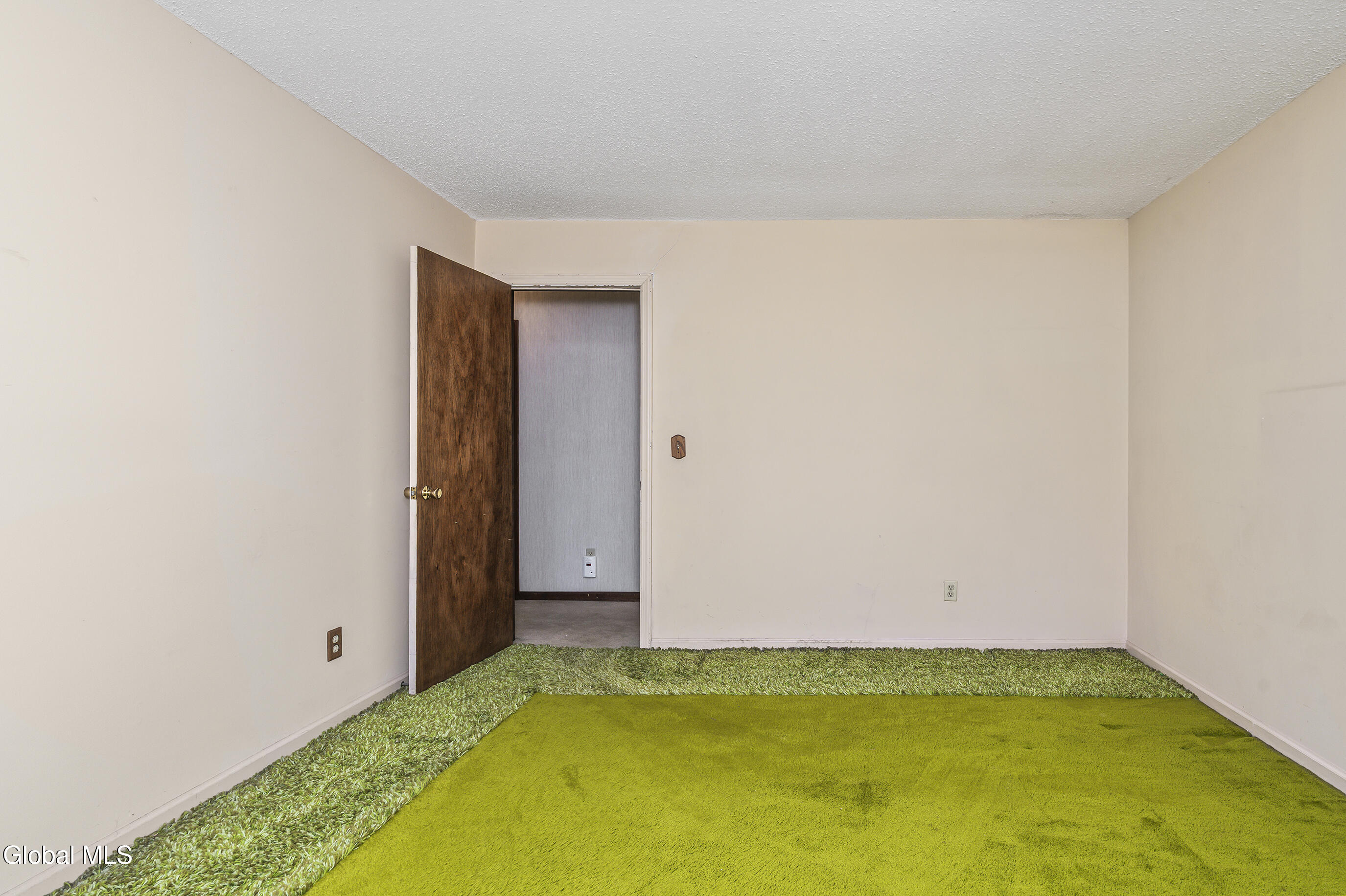 1910 Evva Drive Guilderland NY 12303