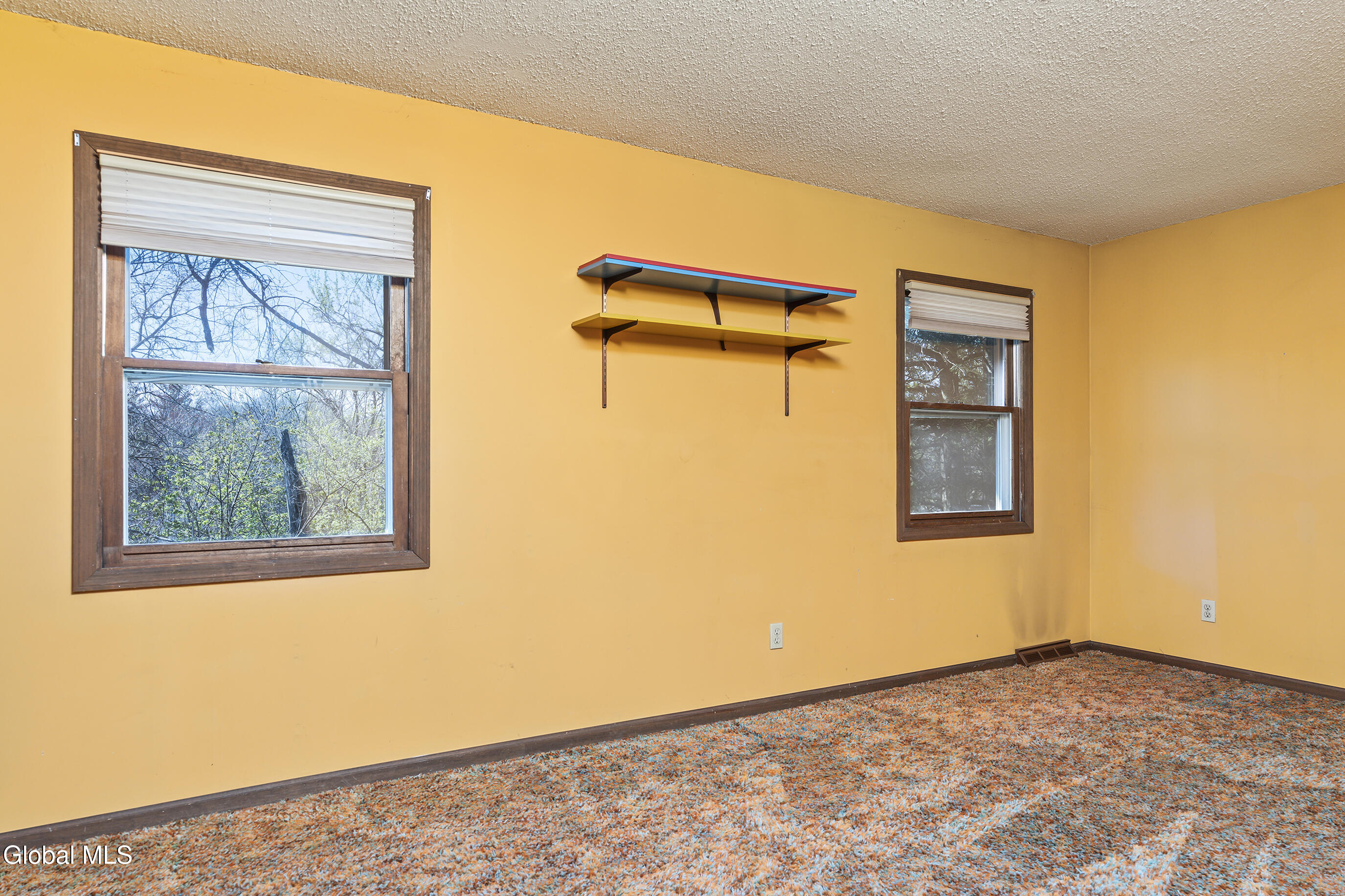 1910 Evva Drive Guilderland NY 12303