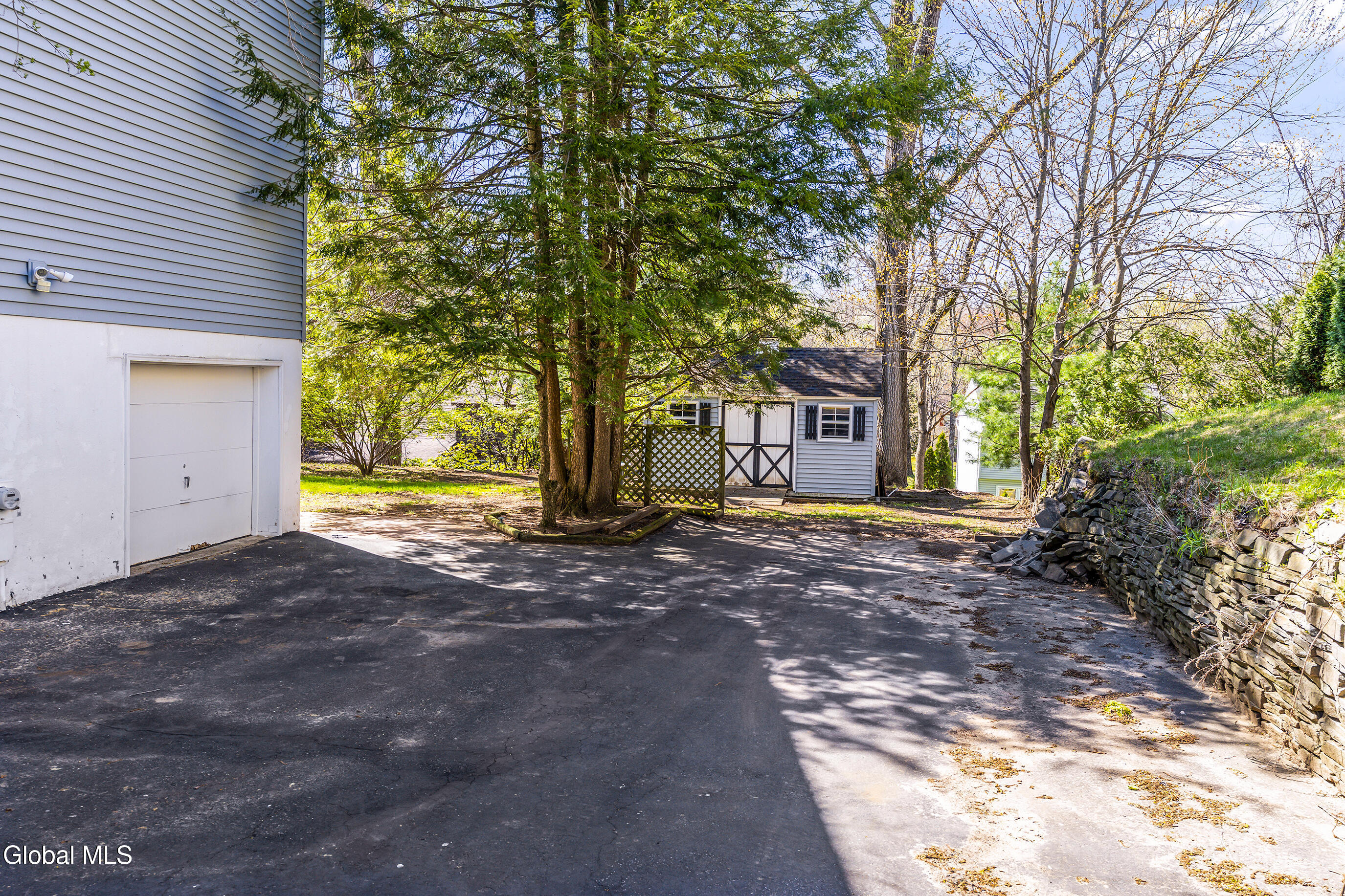 1910 Evva Drive Guilderland NY 12303