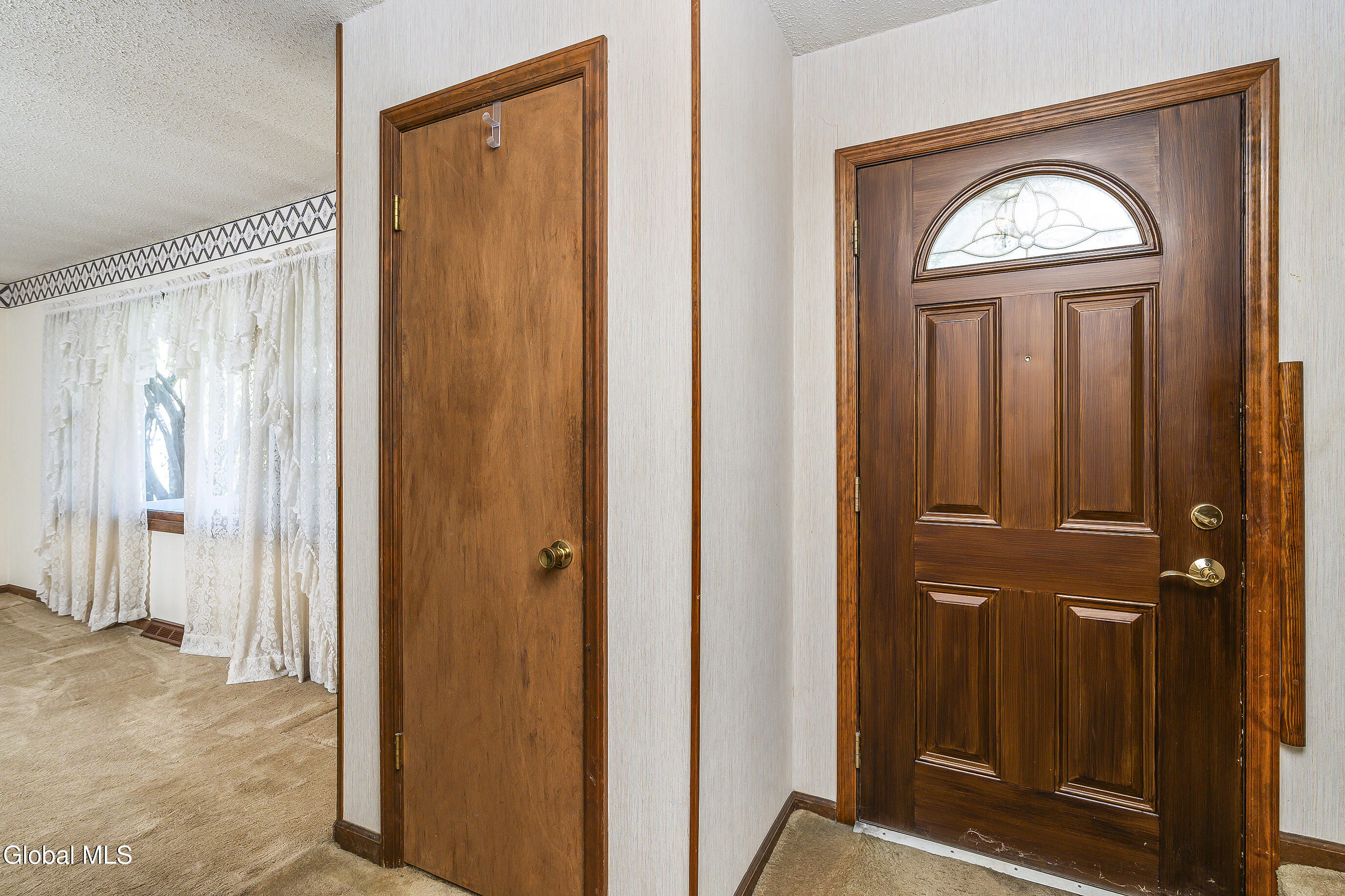 1910 Evva Drive Guilderland NY 12303