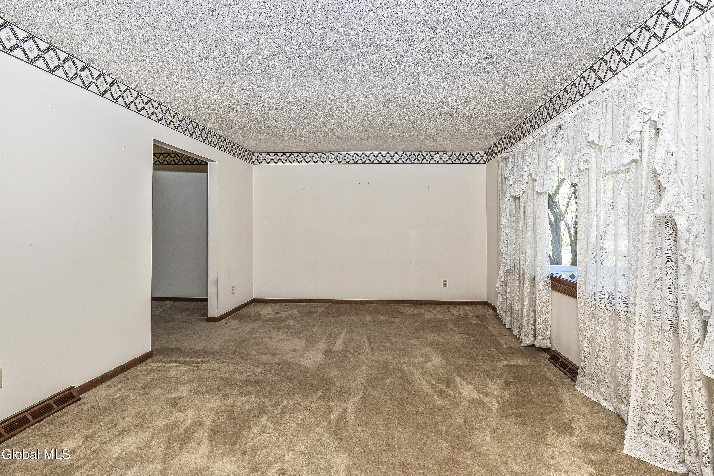 1910 Evva Drive Guilderland NY 12303