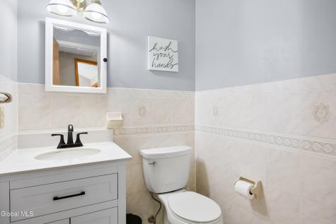46 Windmill Drive Glenmont NY 12077