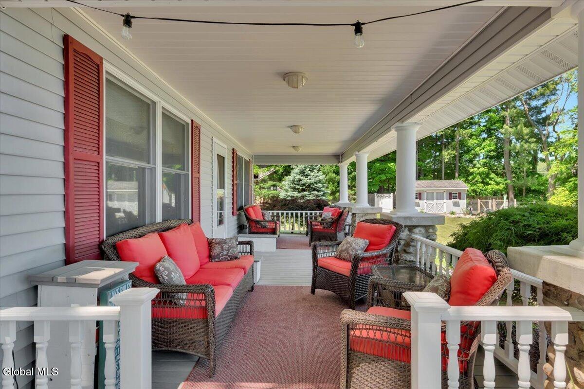 110 Stewart Point Road Nassau NY 12123