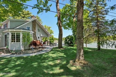 110 Stewart Point Road Nassau NY 12123