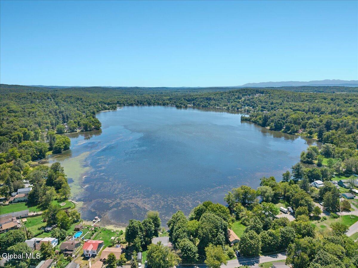 110 Stewart Point Road Nassau NY 12123