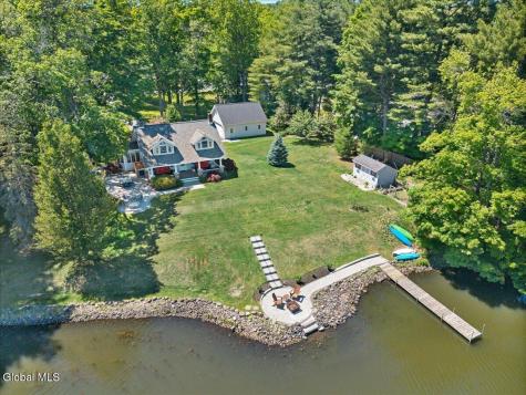 110 Stewart Point Road Nassau NY 12123
