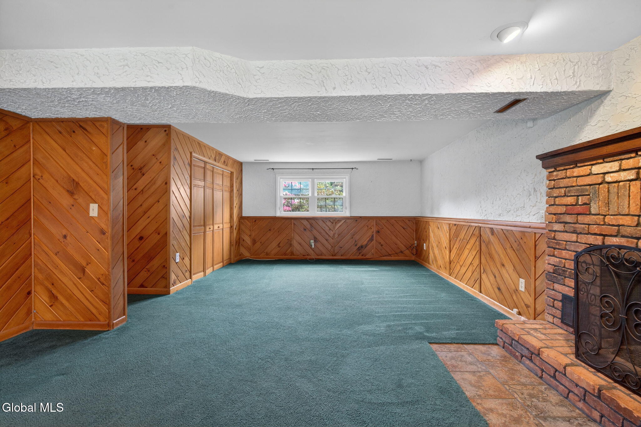 19 Midway Drive Albany NY 12205