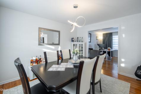 933 E Pine Hill Drive Schenectady NY 12303