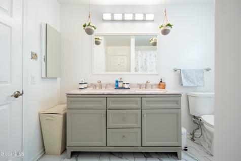 933 E Pine Hill Drive Schenectady NY 12303