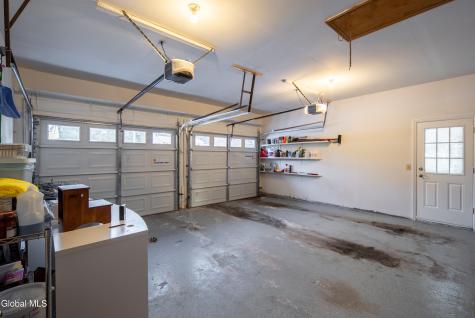 933 E Pine Hill Drive Schenectady NY 12303