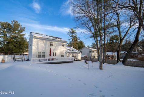 933 E Pine Hill Drive Schenectady NY 12303