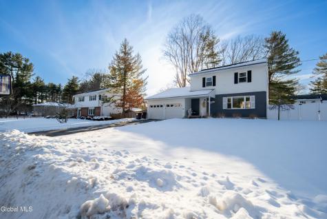 933 E Pine Hill Drive Schenectady NY 12303