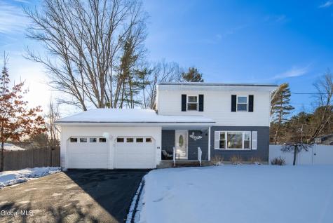 933 E Pine Hill Drive Schenectady NY 12303