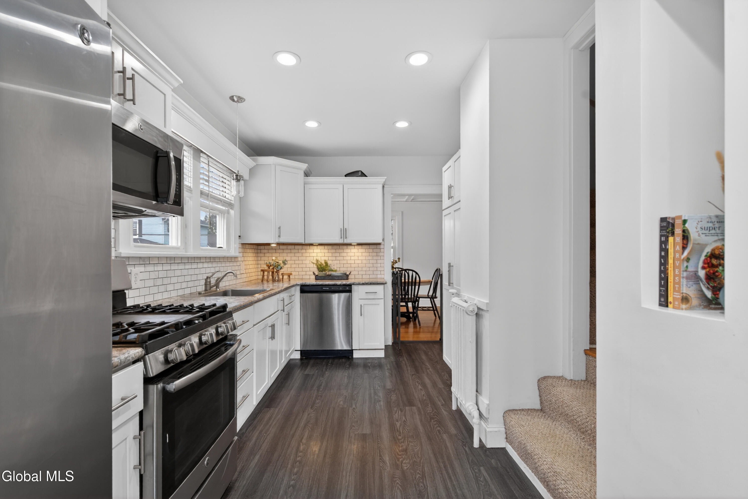 58 Woodrow Court Troy NY 12180